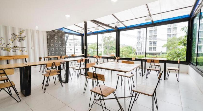 Qbix Hotel Khon Kaen Exterior photo